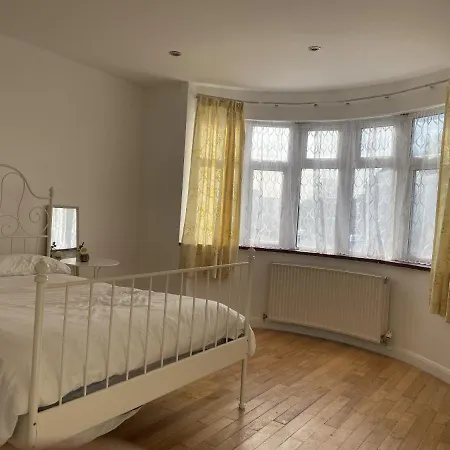 Art Double Bed Edgware