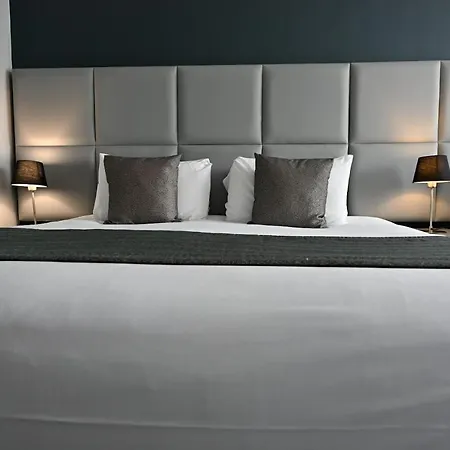 Kensington Court - Earls Court 3* Лондон
