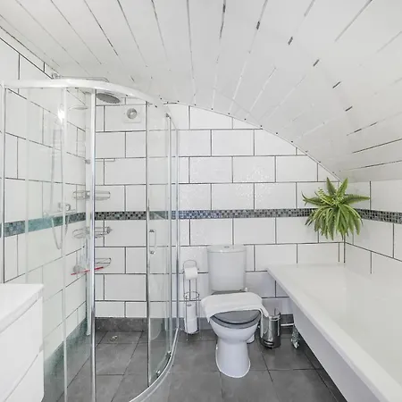 Apartment Spacious 2 Bedroom In Camden