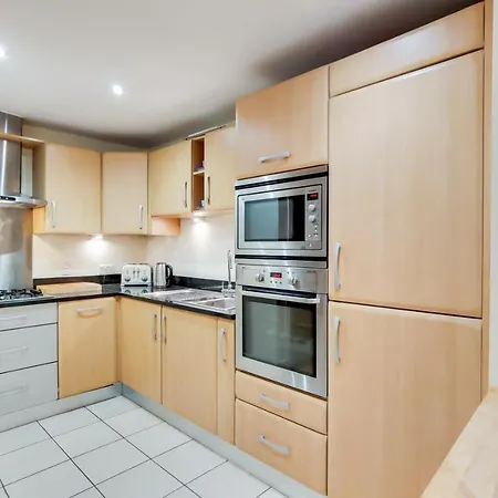 Apartment Spacious 2 Bed 2 Bath Kings Cross