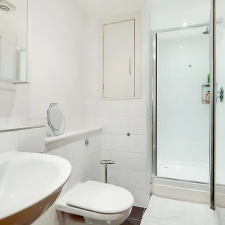 Apartment Spacious 2 Bed 2 Bath Kings Cross