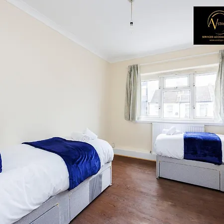 Vakantiehuis 2 Bedroom House By Av Stays Short Lets Croydon With Free Wi-fi
