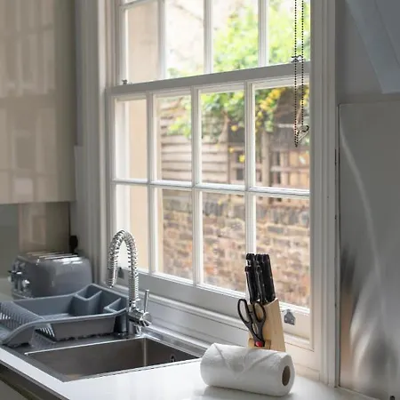Holiday home Charming Character House London