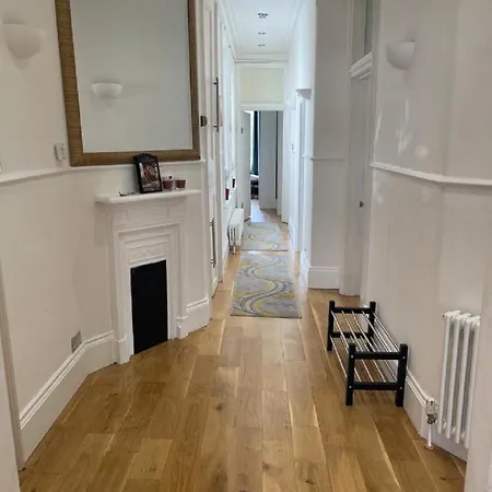 Exceptional 3 Bedroom Mansion Block, Maida Vale, Paddington W9 Nw8 Lords Cricket Apartment