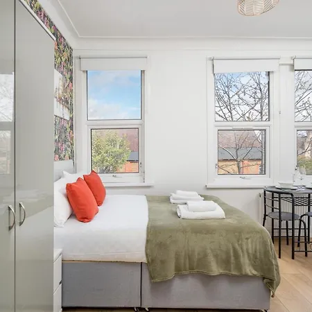 Walthamstow * London