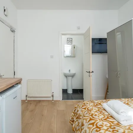 Walthamstow Apartment