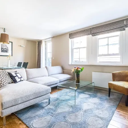 Servised On Artillery Lane Hotel apartamentowy 4*