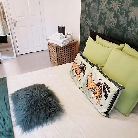Apartment Cosy Flat In Whitechapel, *