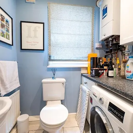Pbc Perfect Family For Visiting Wimbledon London