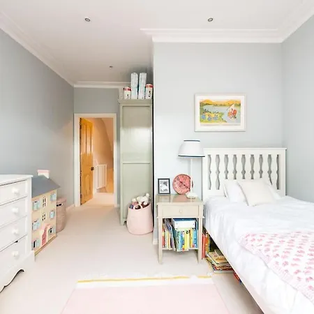 Holiday home Pbc Perfect Family For Visiting Wimbledon