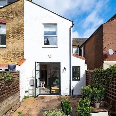 Pbc Perfect Family For Visiting Wimbledon Holiday home *