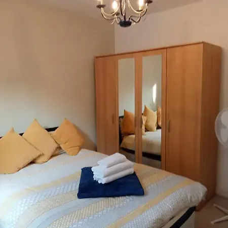 Cosy Flat In Whitechapel, London