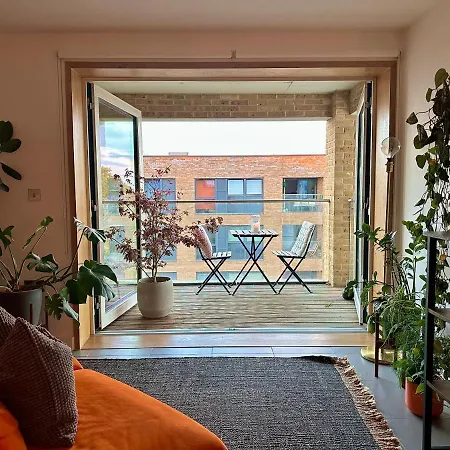 Guest house Double To Let In Stylish Cosy Flat In Hackney!