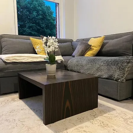 Luxury 2-bedroom In Prime South Kensington Apartment *