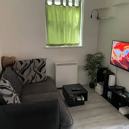 Apartment Entire Private House In The Heart Of *