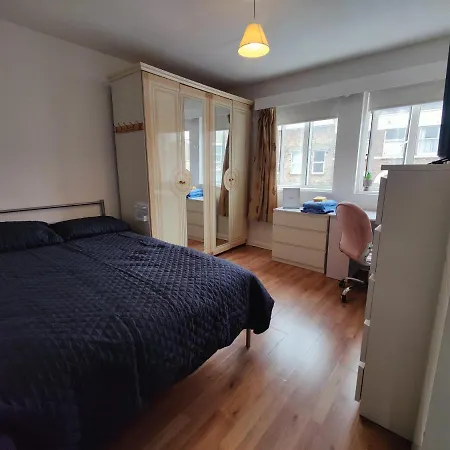 Beautiful And Homely Accommodation, Archway In Islington Near Camden Town London