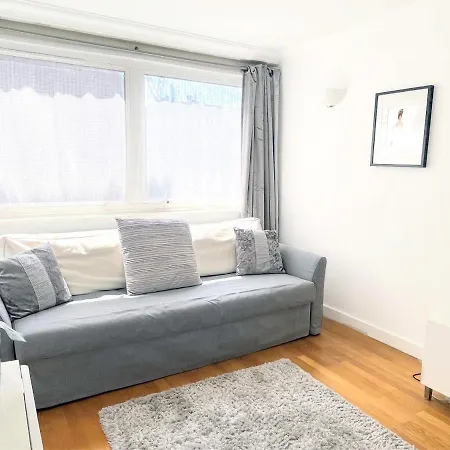 Bright V 1-bed Wifi: Fitzrovia W1 Near Oxford Street Apartment London