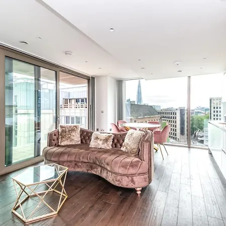 Apartament Luxury 2 Bedroom In Tower Hill *