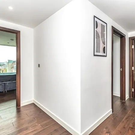 Apartament Luxury 2 Bedroom In Tower Hill Londyn