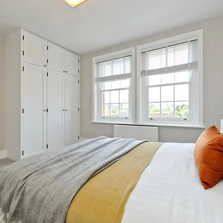 Apartment Fabulous Three Bedroom Flat Near Marylebone By Underthedoormat *
