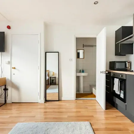 Modern Studio In Shoreditch * London