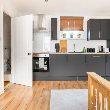 Modern Studio In Shoreditch London