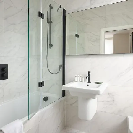 Fulham - Hestercombe House By Viridian