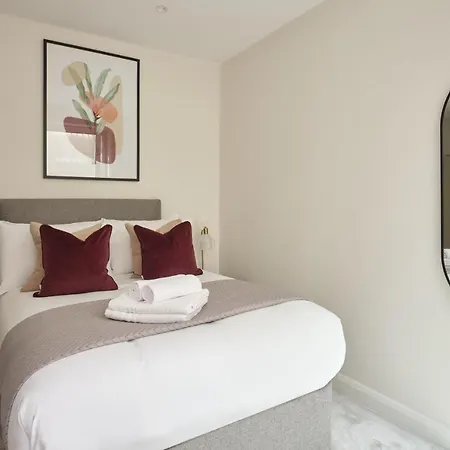 Fulham - Hestercombe House By Viridian * London