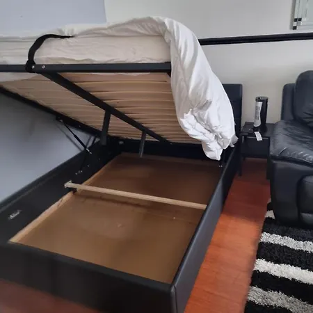 Lackco's Kingsize Luxurious