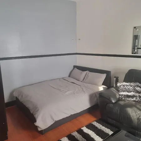 Lackco's Kingsize Luxurious Homestay