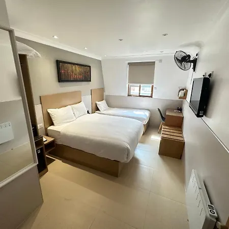 Hotel Eurotraveller Hotel- Express 3*