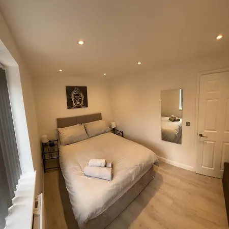 Luxury 2 Bedroom Near The O2 And Canary Wharf Apartment Eltham