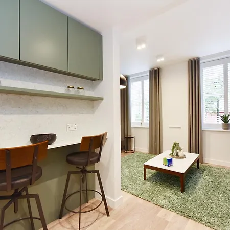 Apartment Street Serviced By Globe *