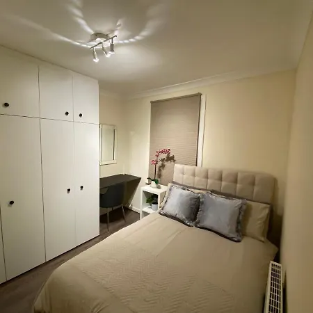 Homestay Private In Excellent Family House ,zone 2