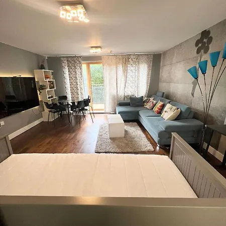 Modern Apt 15min To Liverpool St