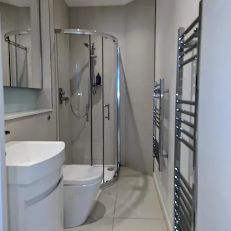 Modern Studio In Finsbury Park Apartment