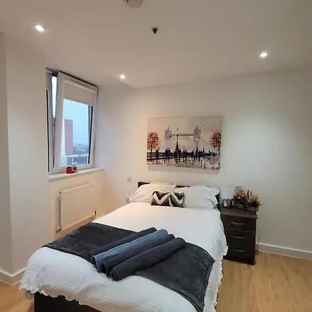 Apartment Modern 2br Flat Canterbury London Cb66 Croydon