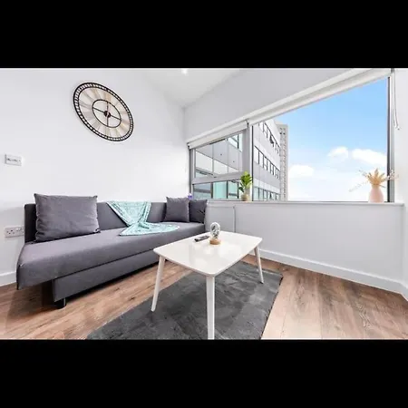 Apartment Delta's Charm 1 Bedroom Flat In London Dp235
