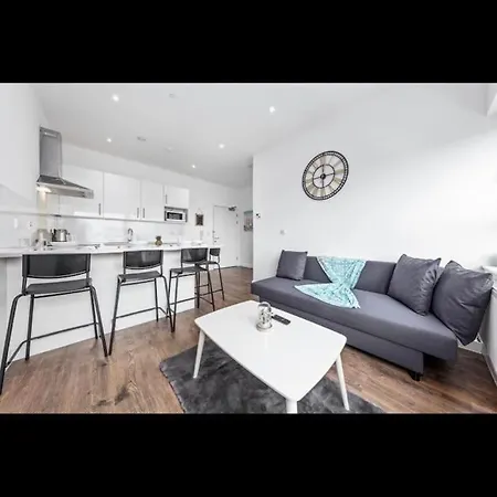 Delta's Charm 1 Bedroom Flat In London Dp235 * Croydon