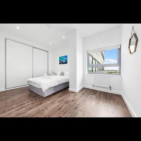 Delta's Charm 1 Bedroom Flat In London Dp235