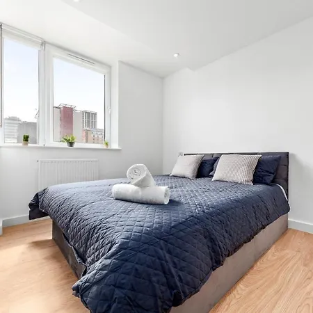 London's Charm 2 Bedroom Flat Cb3 Croydon