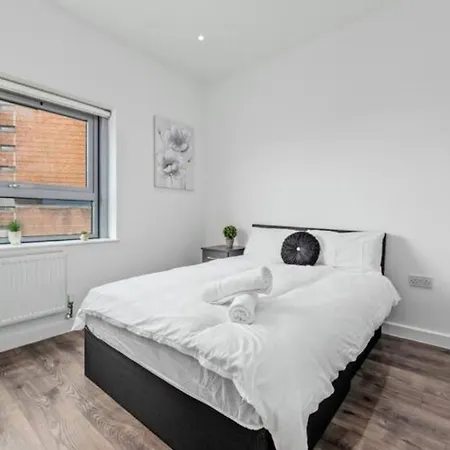 Airy 2br Flat Delta London Dp332 * Croydon