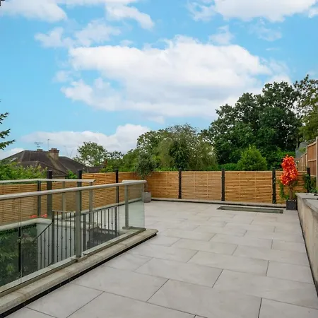 Be - Alexandra Park Residences 아파트 *