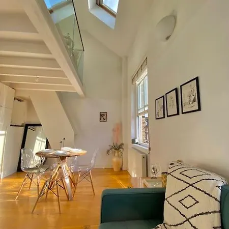 Shoreditch Loft Apartment *
