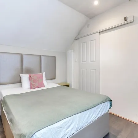 Apartment Quiet Double Studio Flat *