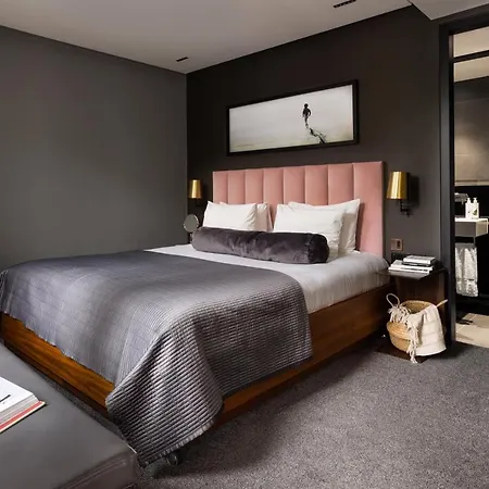 Aparthotel Native Bankside 4*