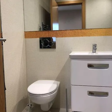 Flat In North Acton * London