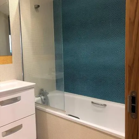 Flat In North Acton Apartment London