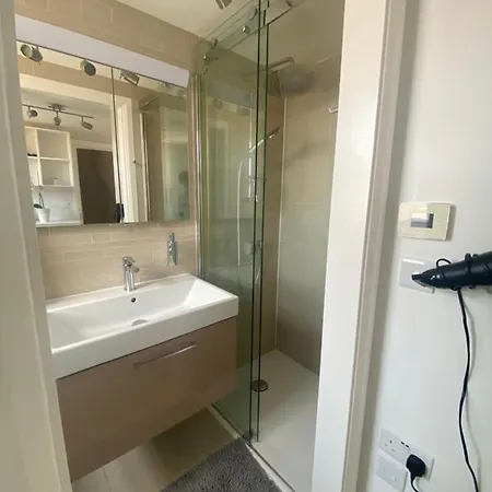Homestay Private In Excellent Family House ,zone 2