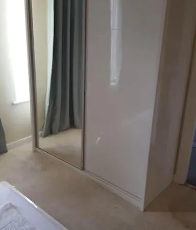 Stunning 3 Bedroom In *